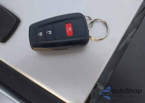 2021 Toyota Rav4 Xle from USA, damaged, VIN 2T3P1RFV0MC140989